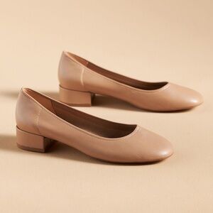 New In Box! Anthropologie Silent D Nude Leather Heels